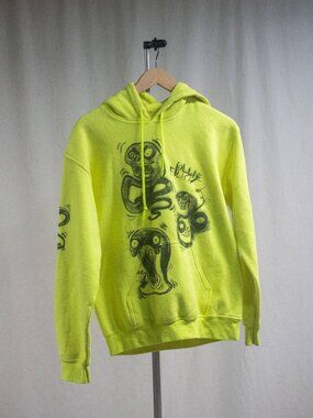 Billie Eilish Yellow Graffiti Hoodie Sold Out Small 2019 World Tour Rare